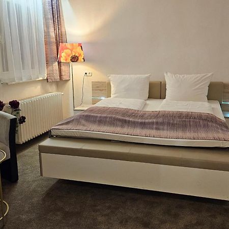Hotel Koelner Hof Мильгейм-на-Руре Экстерьер фото