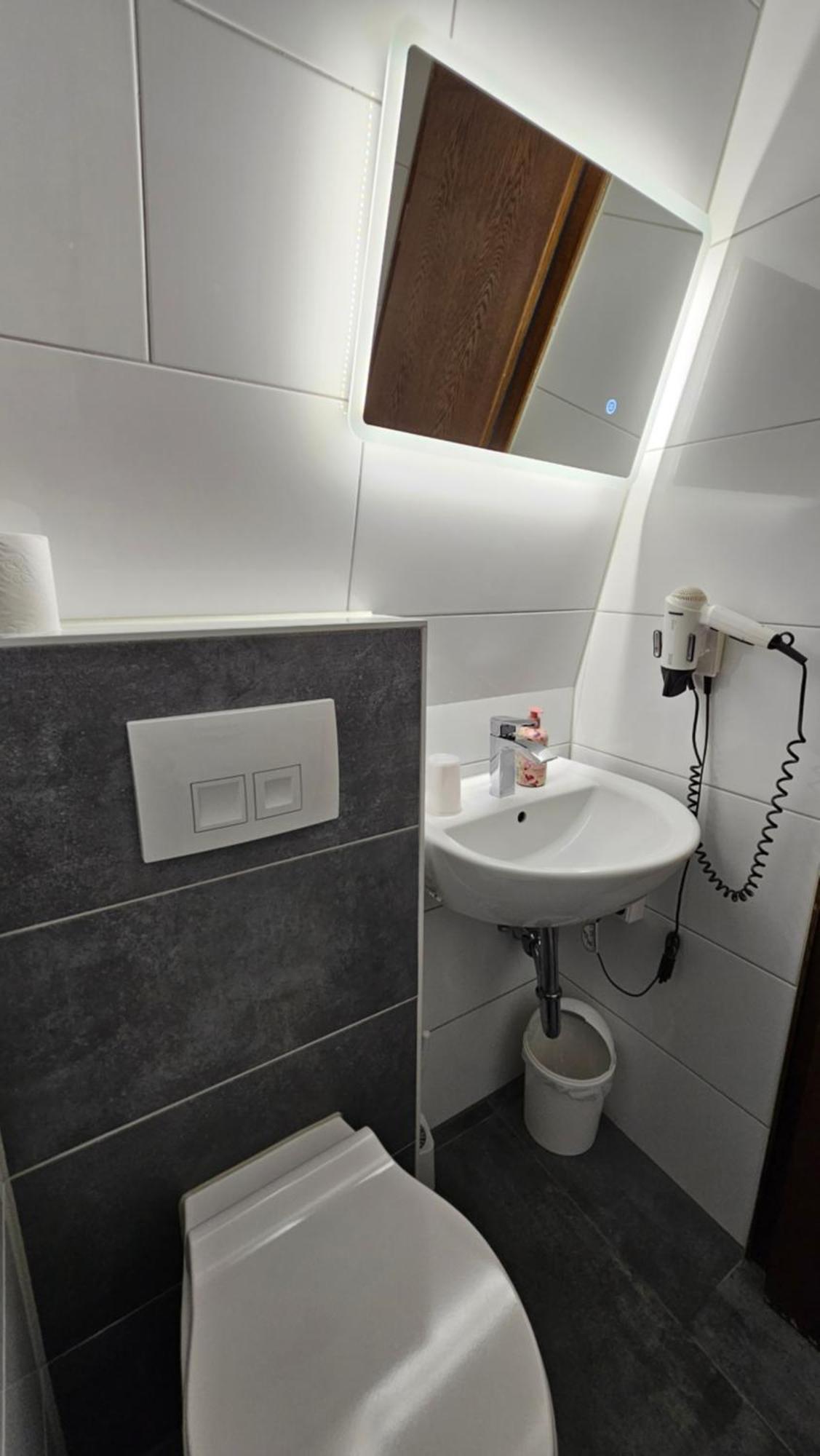 Hotel Koelner Hof Мильгейм-на-Руре Экстерьер фото