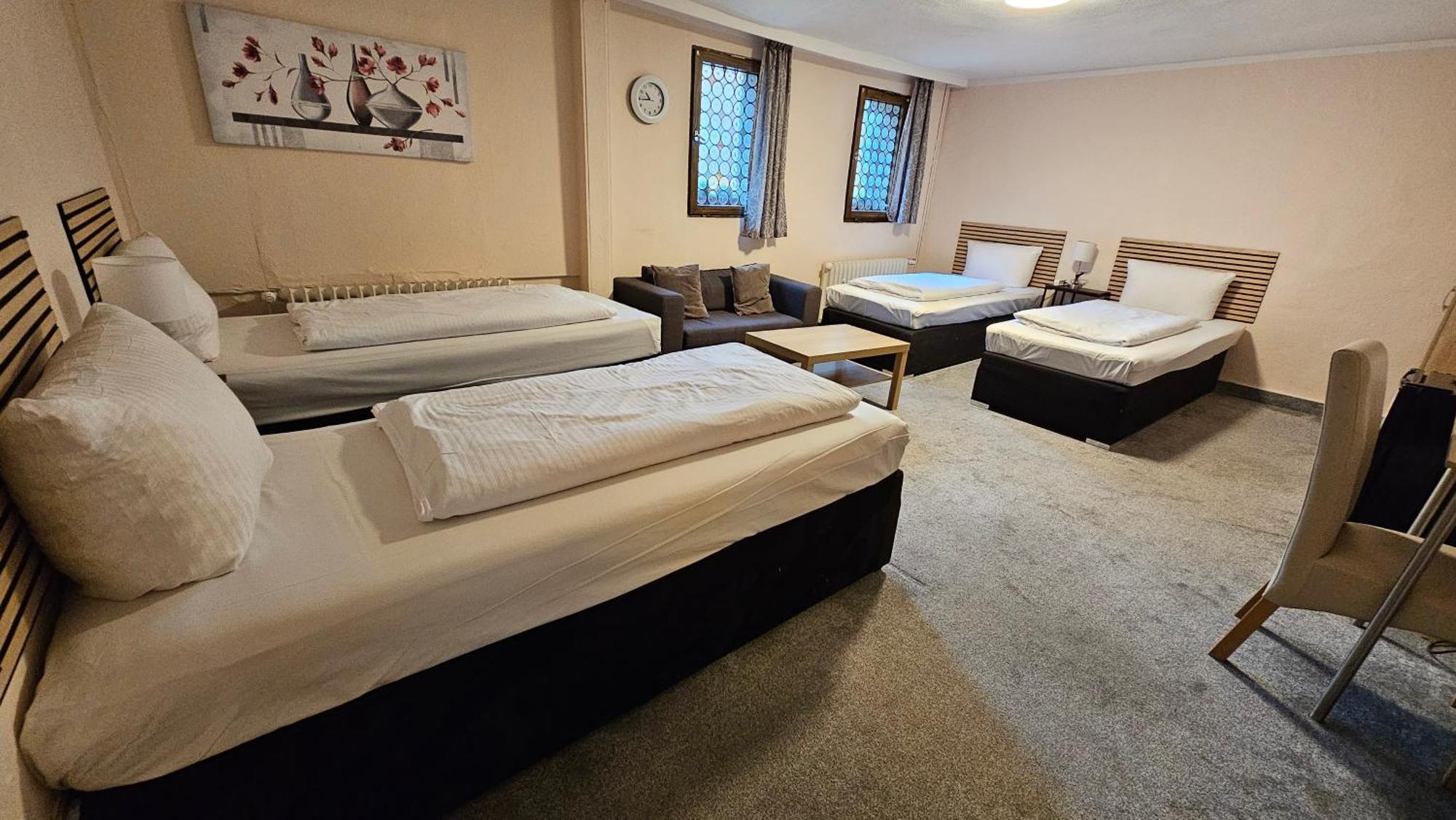 Hotel Koelner Hof Мильгейм-на-Руре Экстерьер фото