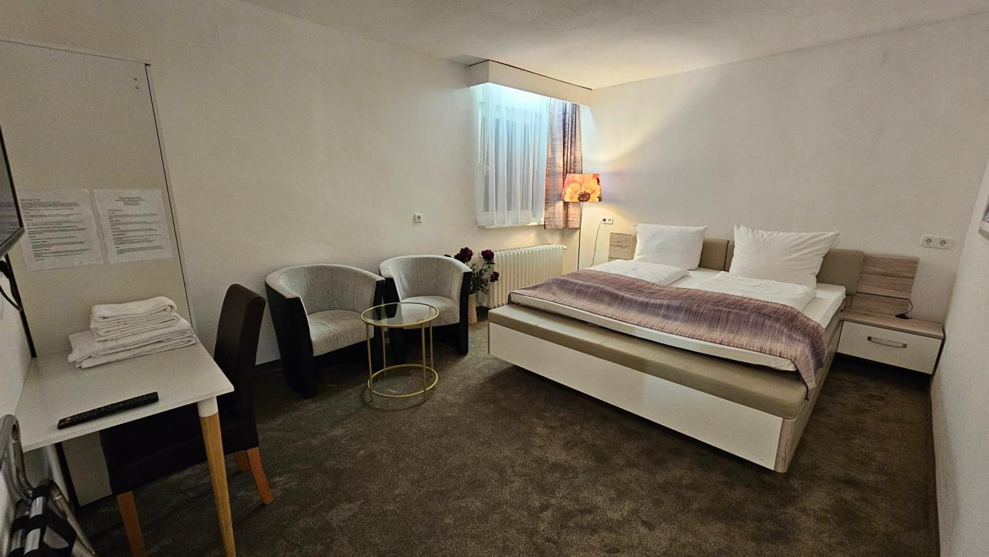 Hotel Koelner Hof Мильгейм-на-Руре Экстерьер фото